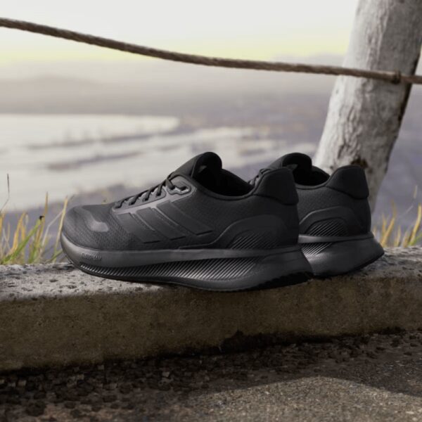 Runfalcon 5 Running Shoes Black