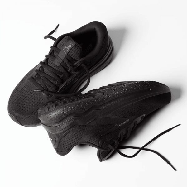 Womens Ghost Max 2 Running Shoes Wide Fit D