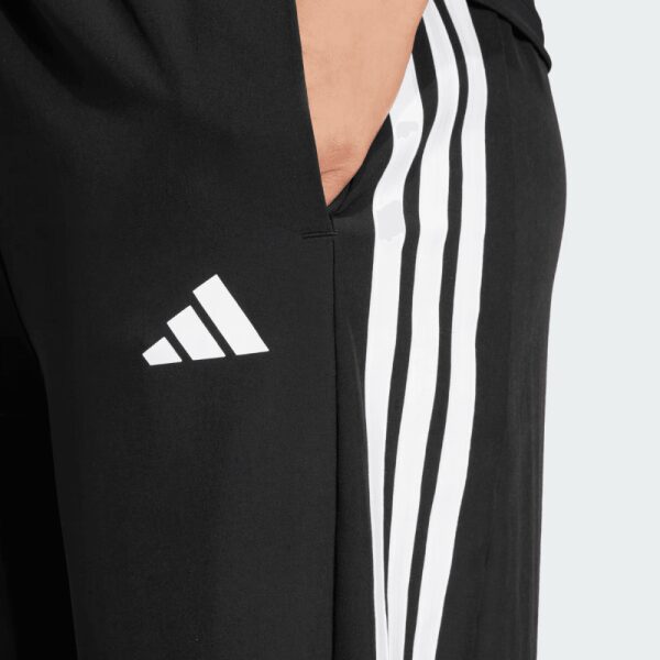 Womens Train Essentials 3-Stripes Woven Joggers