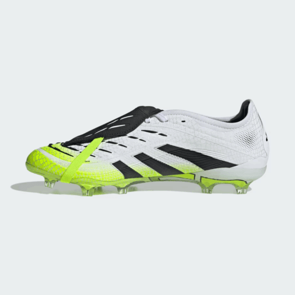 Adults Predator Pro Fold-Over Tongue FG Football Boots