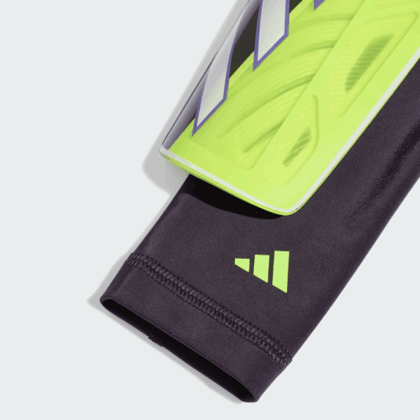 Tiro League Shin Guard with Sleeve