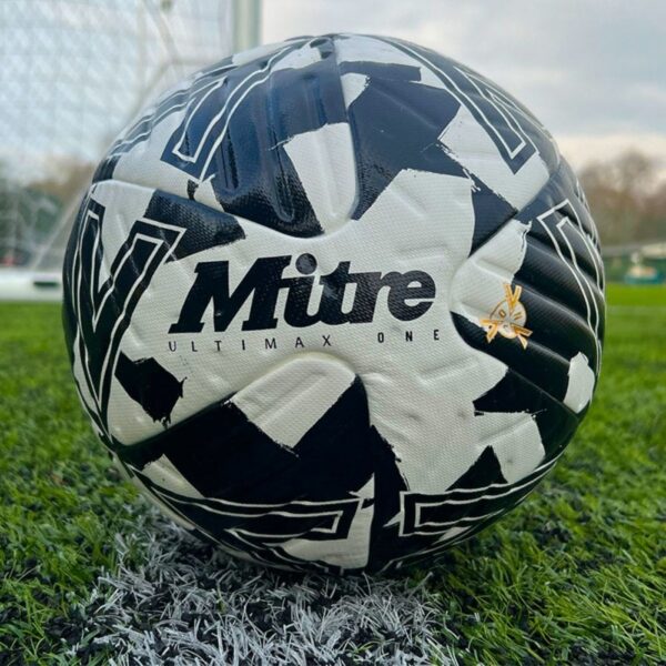 5 Pack Ultimax One Match Ball