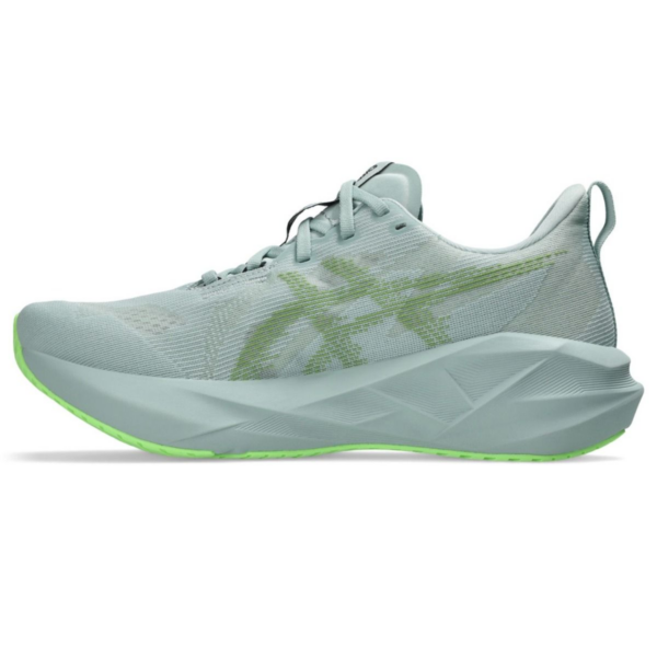 Mens Novablast 5 Mint Running Shoes