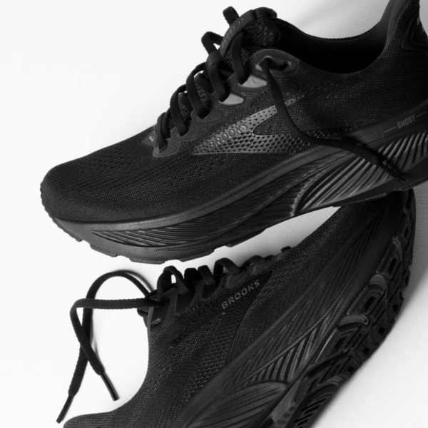 Men’s Ghost 17 Wide Fit (4E Wide) Running Shoes