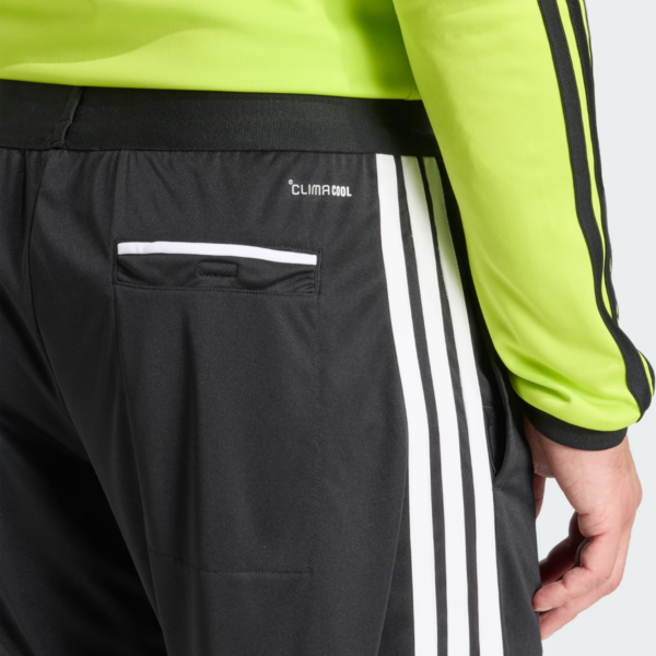 Referee 26 Shorts