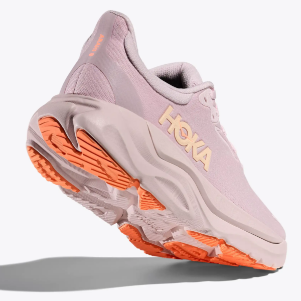 Womens Arahi 8 Running Shoes