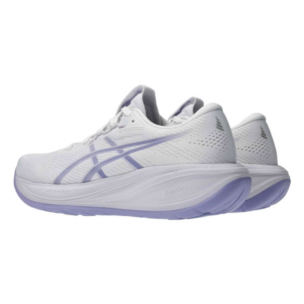 Womens Gel-Cumulus 28 White Running Shoes