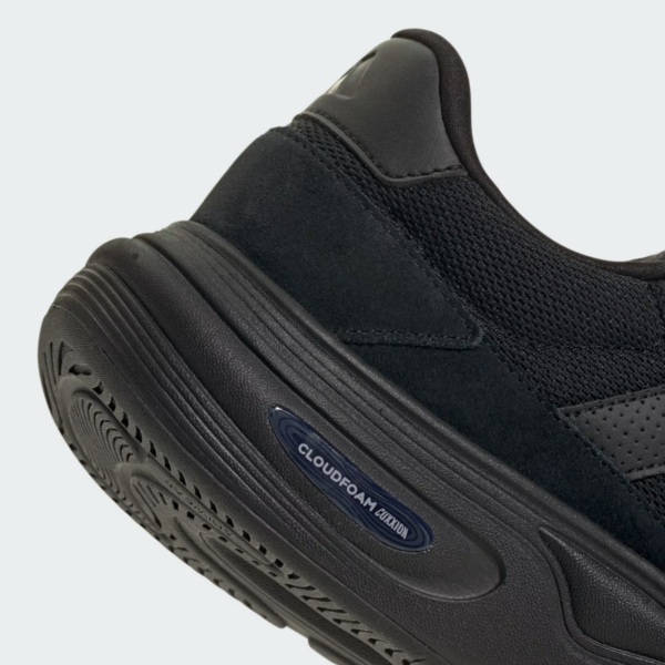 Mens Cloudfoam Cuxxion 80s Black Shoes
