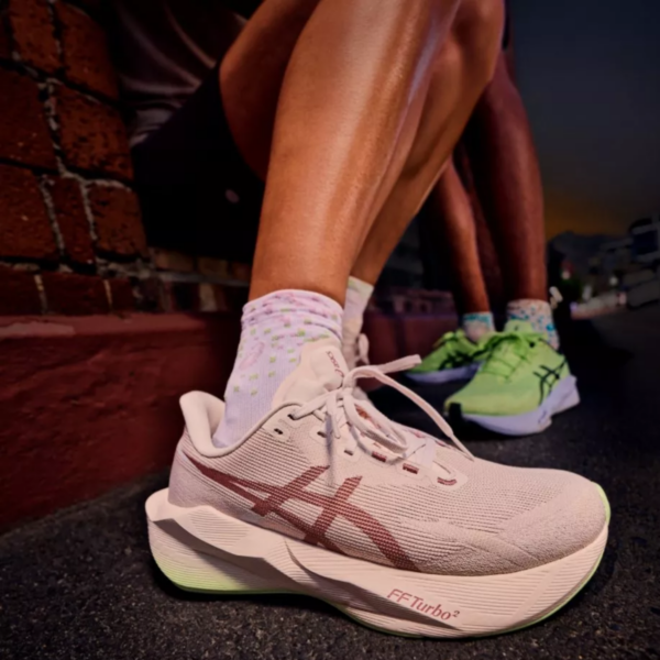 Womens Novablast 6 Running Shoes