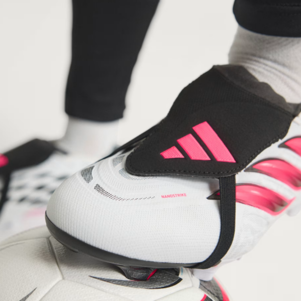 Predator League Fold-Over Tongue FG Football Boots
